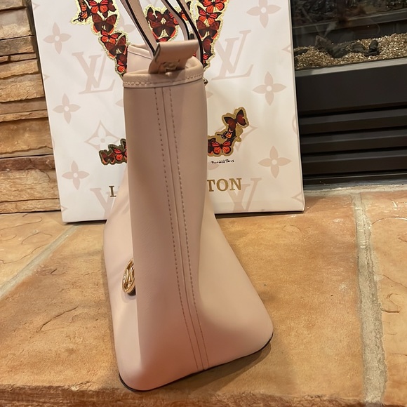 Michael Kors Jet Set Saffiano Leather Tote Soft Pink - Picture 4 of 12